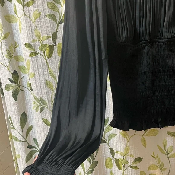 GAP Smocked-Waist Satin Top in Black — Size M (Tall) like new - Picture 4 of 7